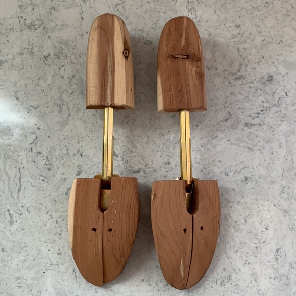 Men’s Cedar Shoe Trees Large - Picture 2 of 4